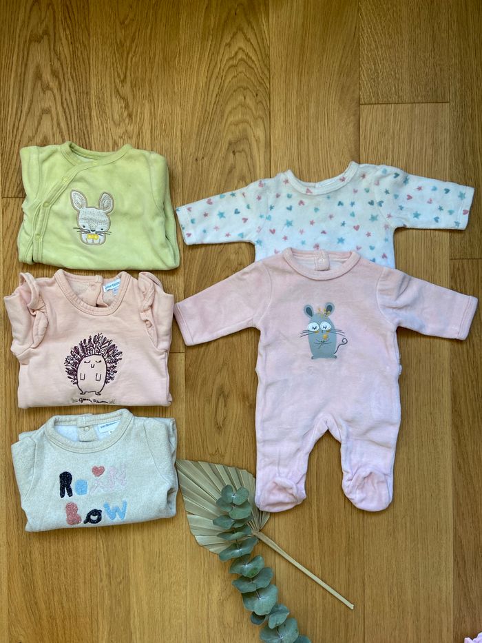 Lot 5 pyjamas 1 mois