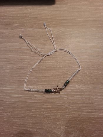 Bracelet réglable blanc et argenté