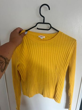 Pull manches longues jaune taille L