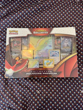 Coffret Pokémon Collection Pouvoirs Premium (Légendes Brillantes)