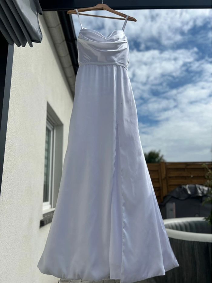 Robe blanche de cérémonie - photo numéro 3