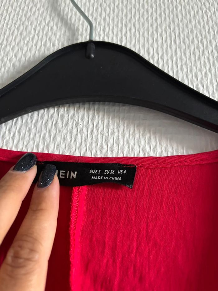 Robe rouge - portefeuille - photo numéro 4