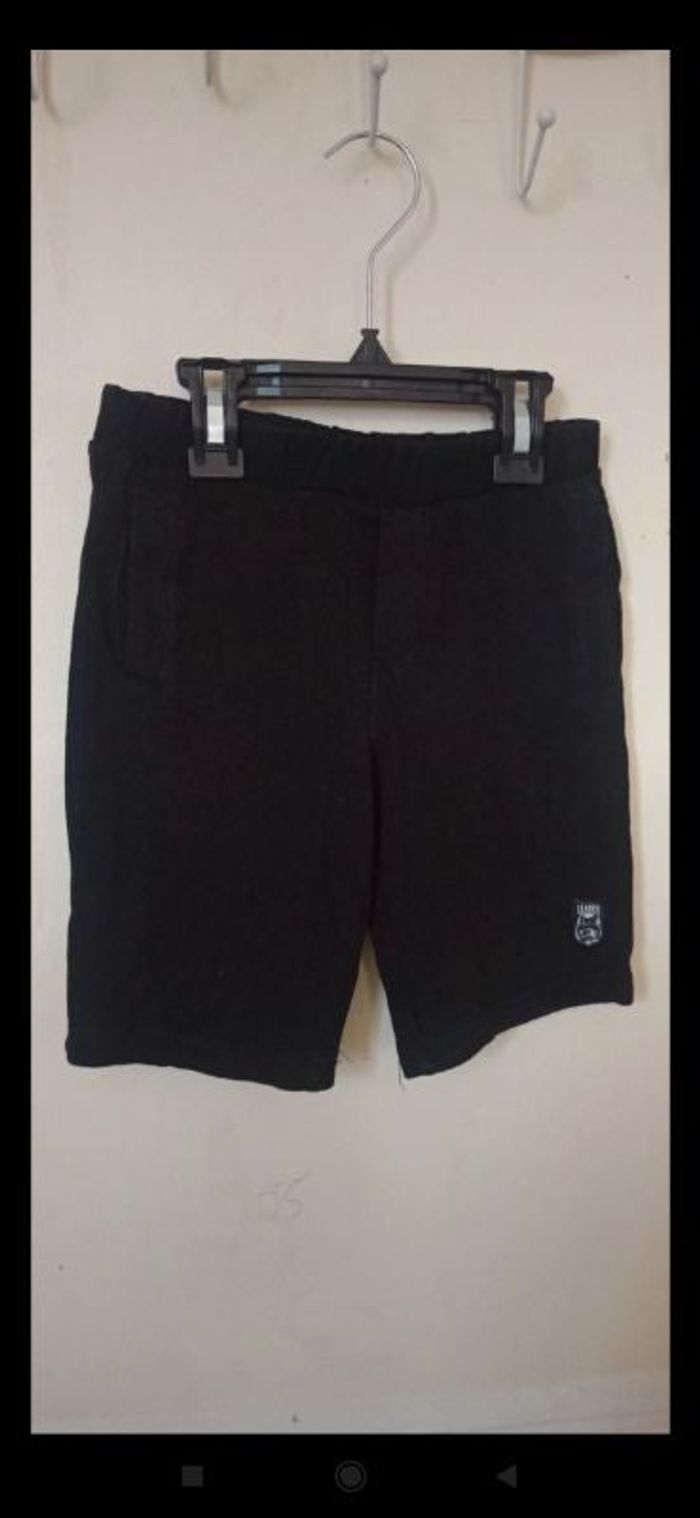 Short 4 ans
