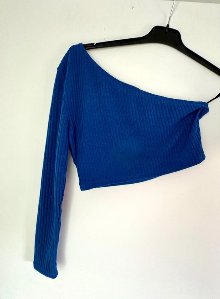 Crop-top asymétrique bleu roi 36-38 - photo numéro 4