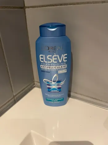 Shampoing L'Oréal Elseve Antipelliculaire Cheveux Normaux à Gras - Neuf