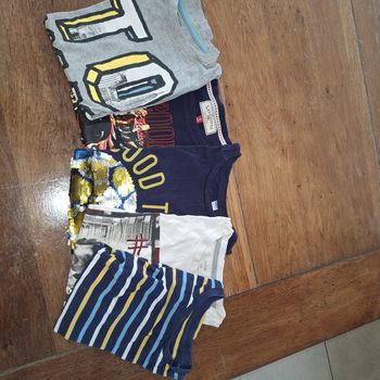 Lot 5 tee-shirt manches longues 10ans