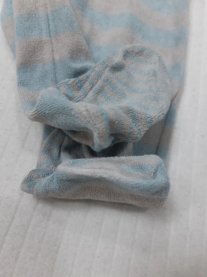 Lot de 3 pyjamas 12 mois - photo numéro 8