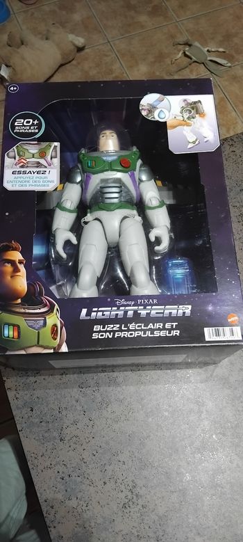 Buzz l éclair et son propulseur neuf