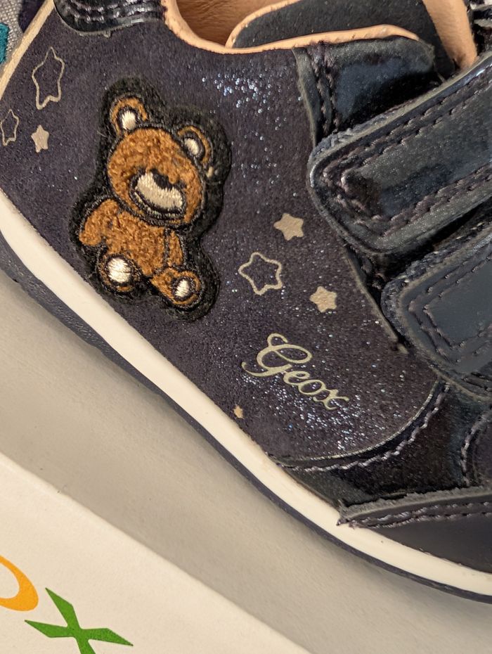 Baskets fille en cuir et autre cuir. Idéal premier pas. Taille 20. Neuf. Geox - photo numéro 3