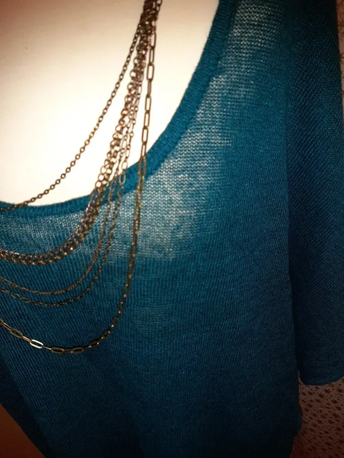 Pull avec chaînes - photo numéro 2