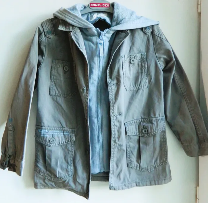 Veste à capuche "Tout compte fait" T 6 ans - photo numéro 2