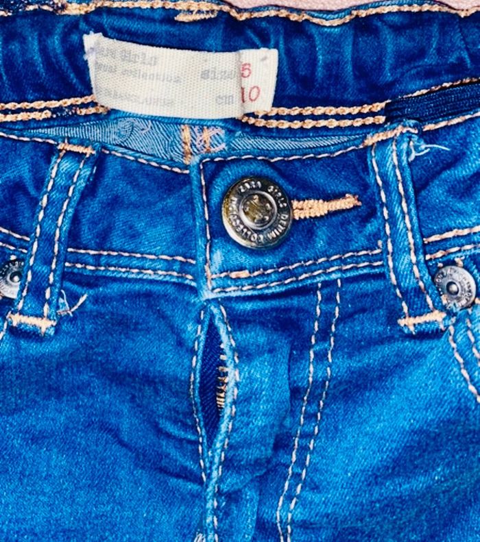 Lot 4 pantalon & 1 robe pull taille 5 ans - photo numéro 7