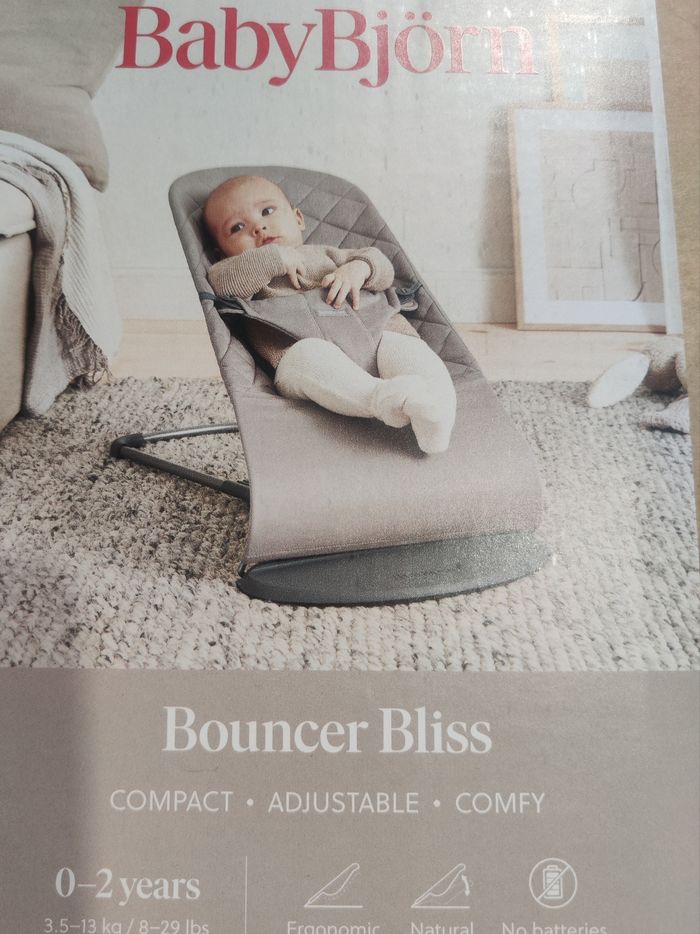 Vend transat babybjorn neuf pas déballer doublon cadeau valeur 180€