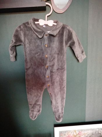 Pyjama velours gris 🩶 3 mois