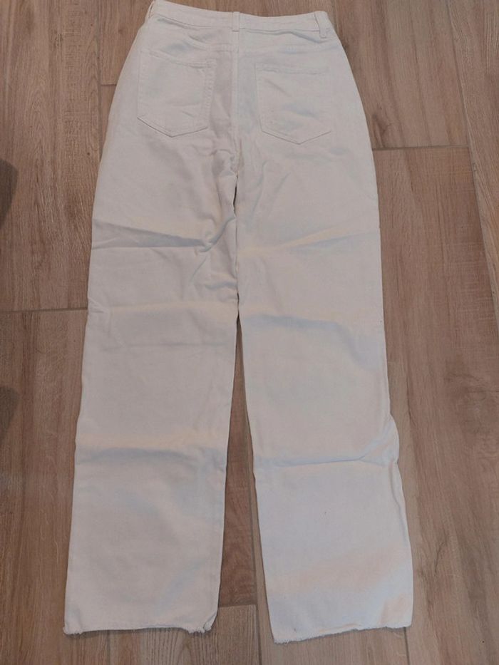Pantalon jean blanc Kiabi - taille 36 - photo numéro 3