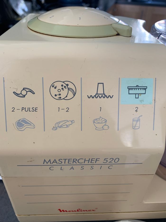 Robot Masterchef 520