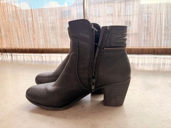 Bottines à petits talons -similicuir noir - photo numéro 2