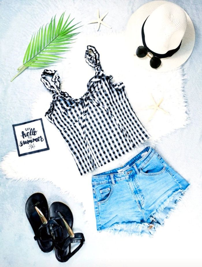 Croo top vichy noir et blanc avec petit noeud- T.S ou T.36 🖤