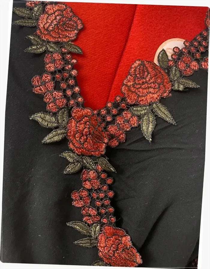 Blouse noire roses Only Fashion - photo numéro 3