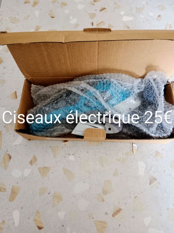 Vends ciseaux électrique