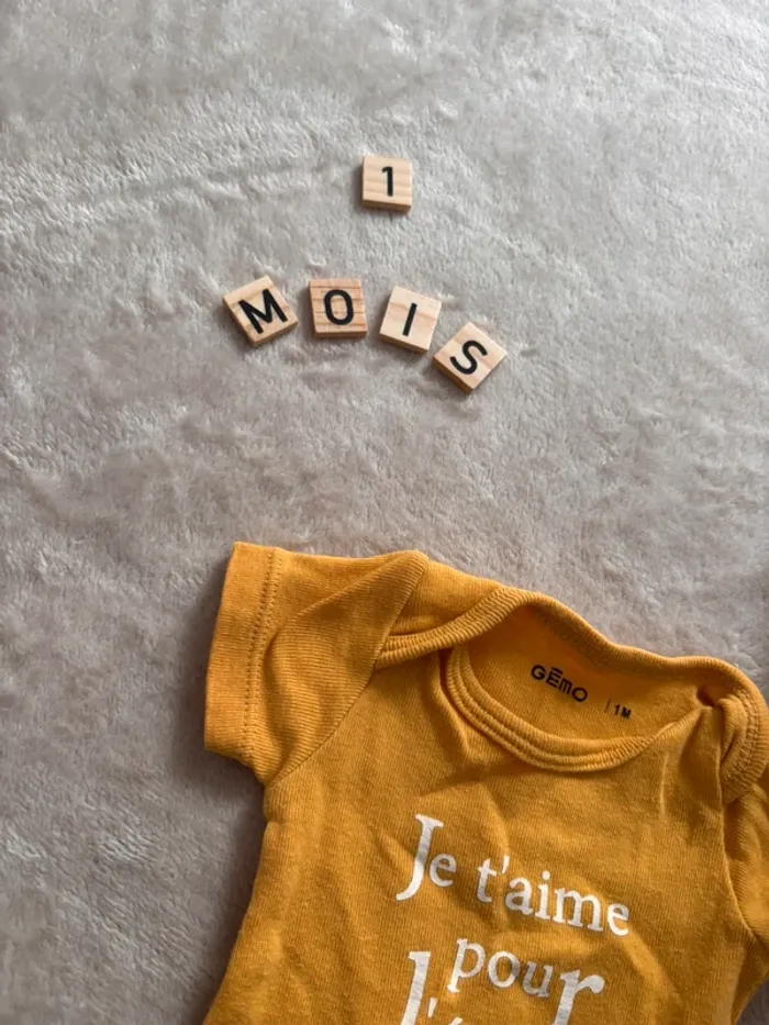 Body moutarde GEMO - 1 mois - photo numéro 2