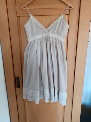 Robe dentelle