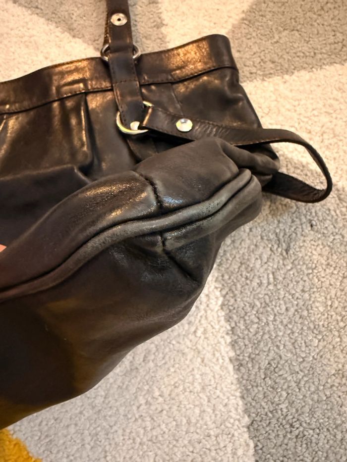 Sac à main en cuir noir vintage Furla - photo numéro 4