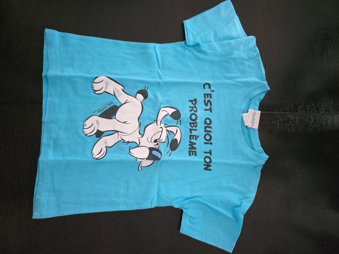 Lot de 4 tee-shirts et 1 debardeur en 6 ans - photo numéro 3