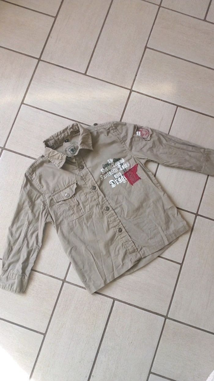 Chemise manches longues, marron clair 100% coton. 4ans.