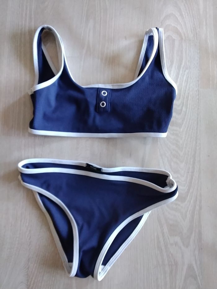 Maillot de bain 2 pièces 8ans