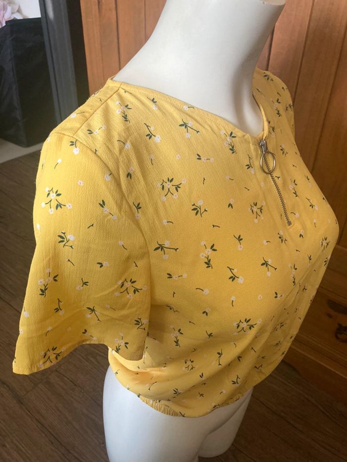T-shirt jaune - photo numéro 4