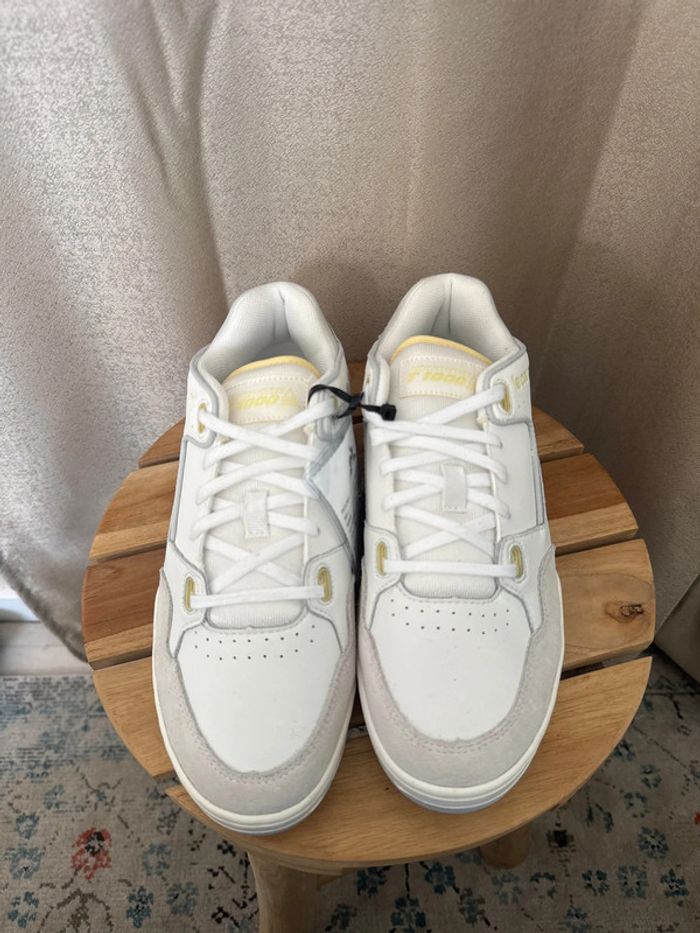 Baskets Le Coq Sportif blanches & jaune pastel – Taille 38 neuves - photo numéro 3