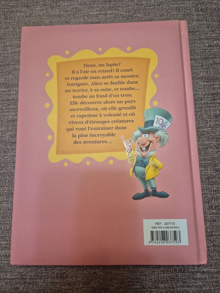 Alice aux pays des merveilles - photo numéro 2