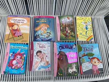 Lot de 8 livres pour enfant