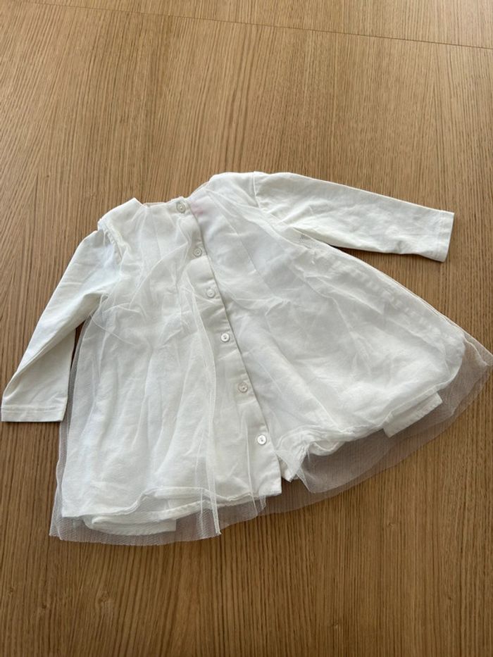 Robe blanche 6 mois - photo numéro 3