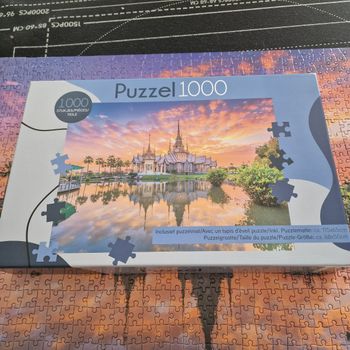 Puzzle 1000 pièces +tapis