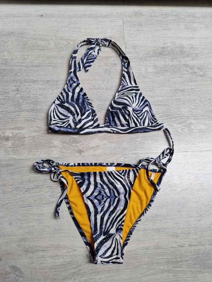 Maillot de bain bikini 2 pièces zébré bleu Morgan neuf indiqué taille 36 mais convient à un 34