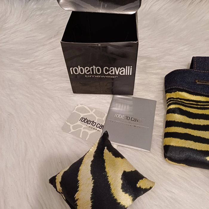 Coussin et pochette pour montre Roberto cavalli - photo numéro 3