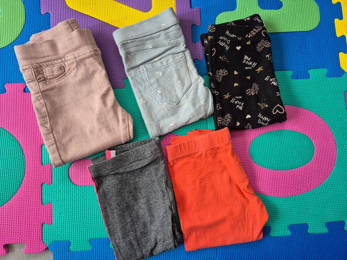 Lot de 5 pantalons/leggings 5 ans