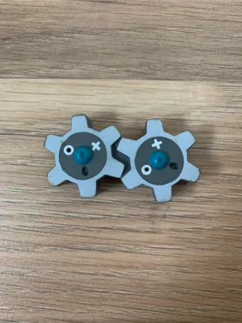 🪵 Petite figurine Pokémon – Tic (Timburr) 🪵