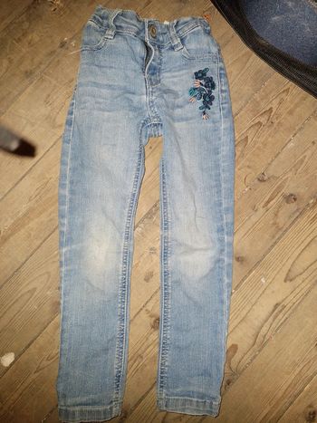 Jeans slim 4 ans fleurie
