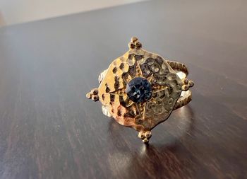 Bague dorée