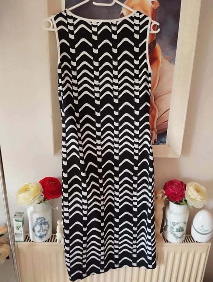 🌿Robe Légère Graphique Près du Corps 123 Taille 36🌿 - photo numéro 15