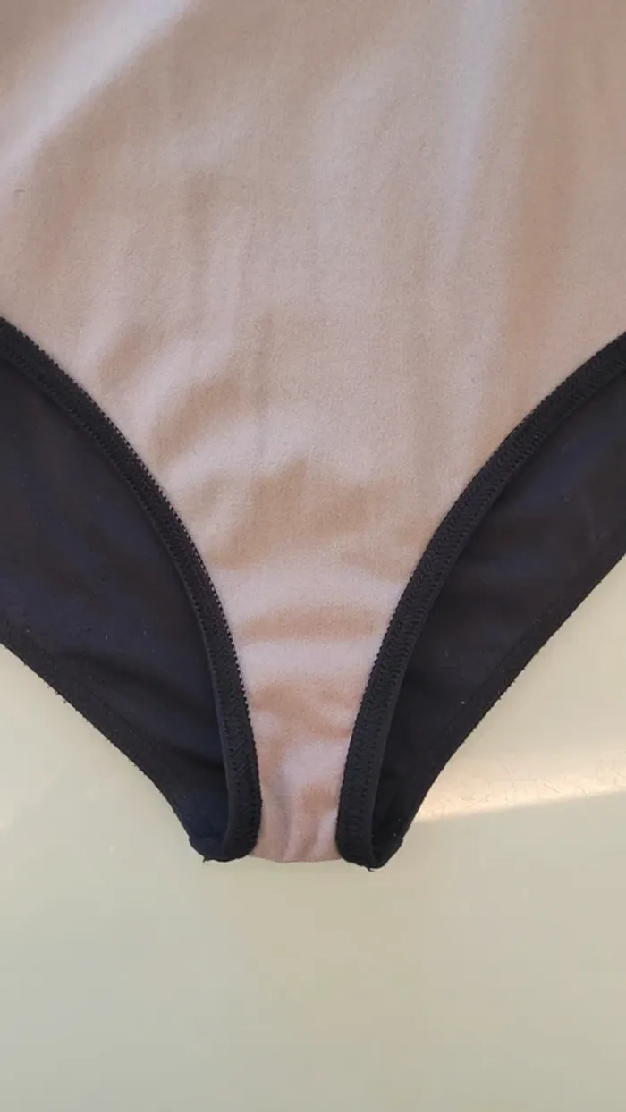 Maillot de bain une pièce - photo numéro 3