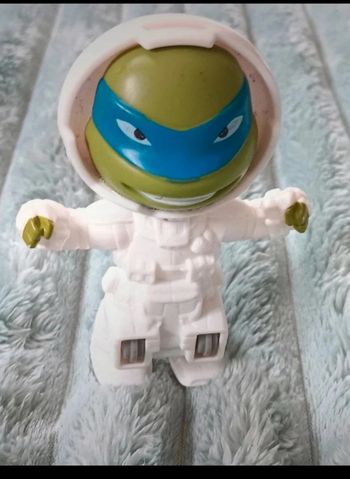 Figurine leonardo tortue ninja macdonald