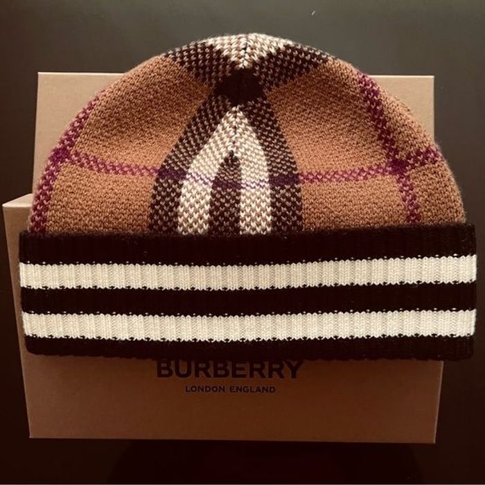 Bonnet burberry