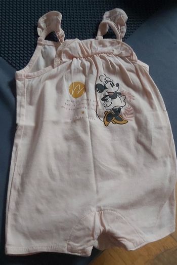 Combishort taille 56/62cm 3mois kiabi disney minnie