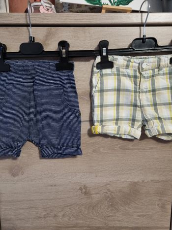 Lot 2 shorts 9 mois orchestra vertbaudet 