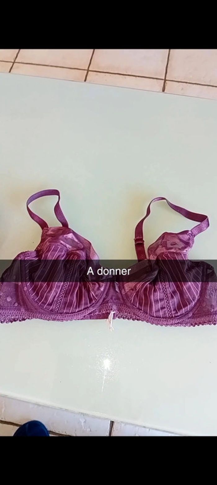 Soutien-gorge à donner