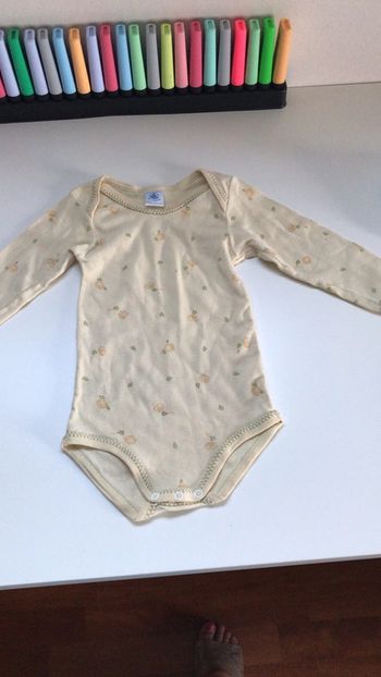 Body petit bateau taille 12 mois